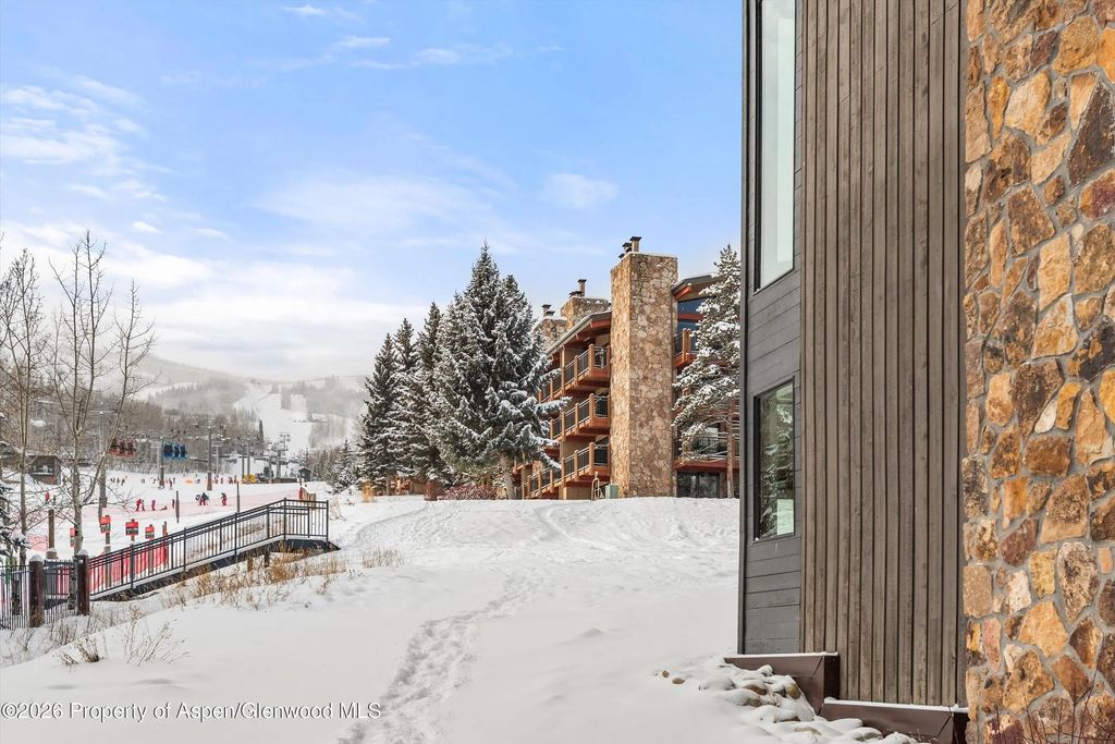 12 of 16 - 150 Carriage Way 33, Snowmass Village, CO