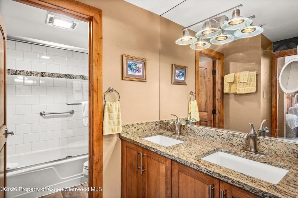 8 of 16 - 150 Carriage Way 33, Snowmass Village, CO