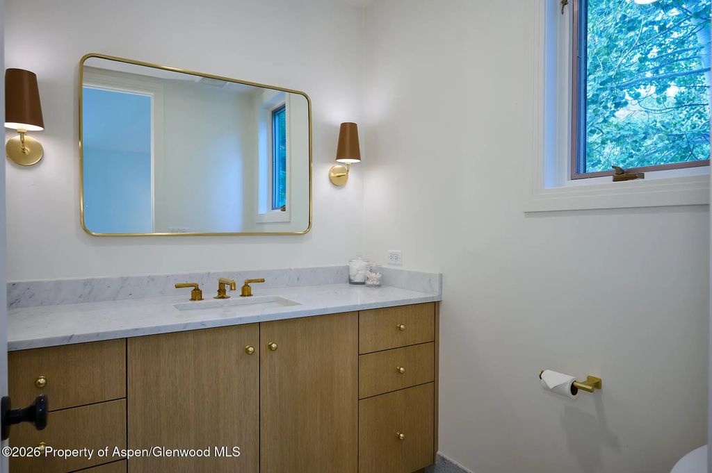 24 of 29 - 405 Glen Eagles Road, Aspen, CO