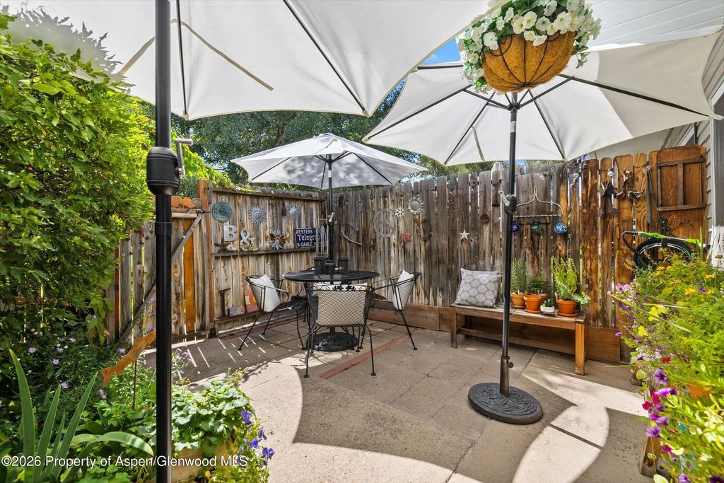 6 of 16 - 405 Park Avenue B2, Basalt, CO