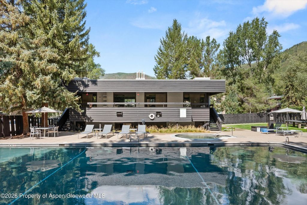 37 of 42 - 1039 E Cooper Avenue 19a & 21a, Aspen, CO