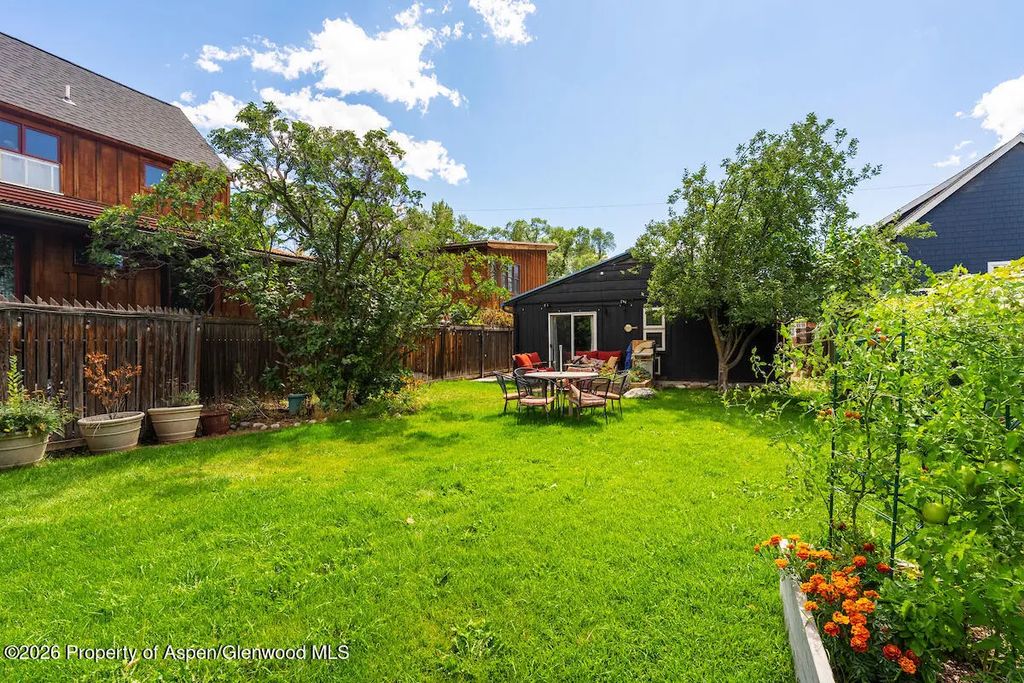 7 of 21 - 680 Lincoln Avenue, Carbondale, CO