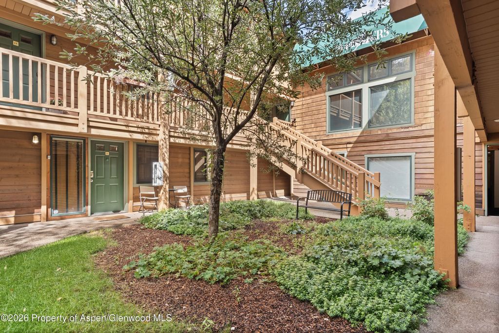 17 of 18 - 914 Waters Avenue 19, Aspen, CO