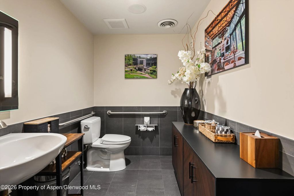 29 of 32 - 601 Rio Grande Place 100, Aspen, CO