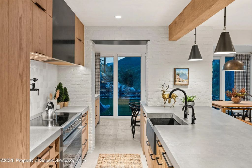 7 of 55 - 941 Little Annie Road, Aspen, CO