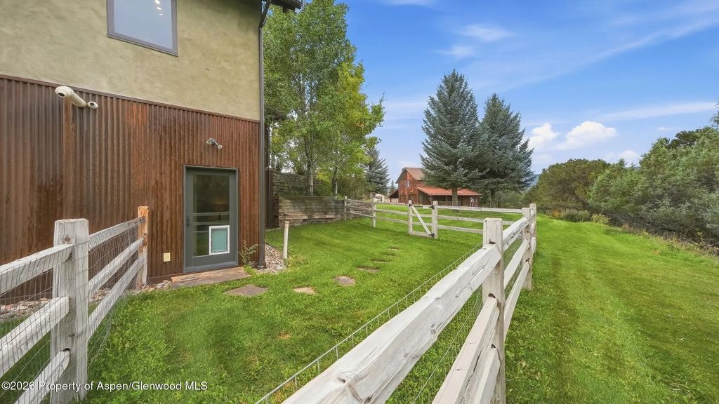 37 of 64 - 420 Mjn Road, Carbondale, CO