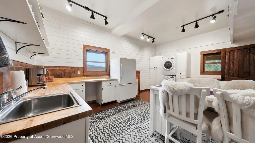 52 of 64 - 420 Mjn Road, Carbondale, CO