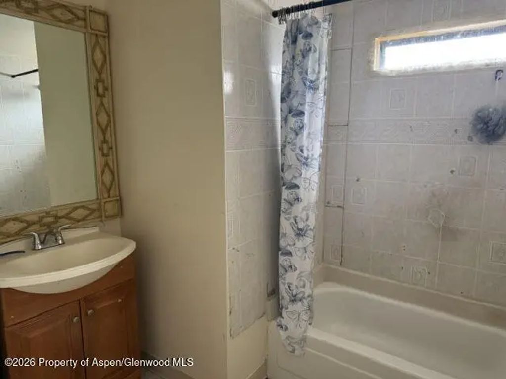 6 of 7 - 1900 Willits Lane 23 A, Basalt, CO