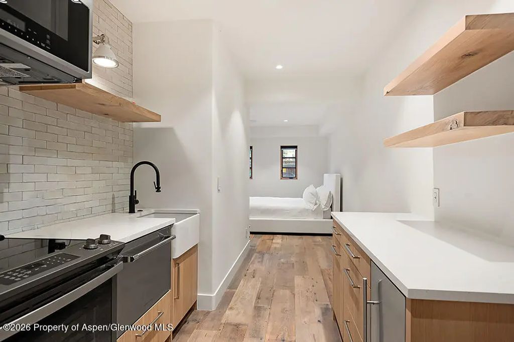 22 of 31 - 830 E Durant Avenue 8, Aspen, CO