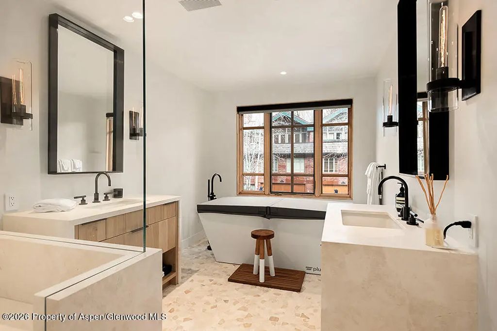 23 of 31 - 830 E Durant Avenue 8, Aspen, CO