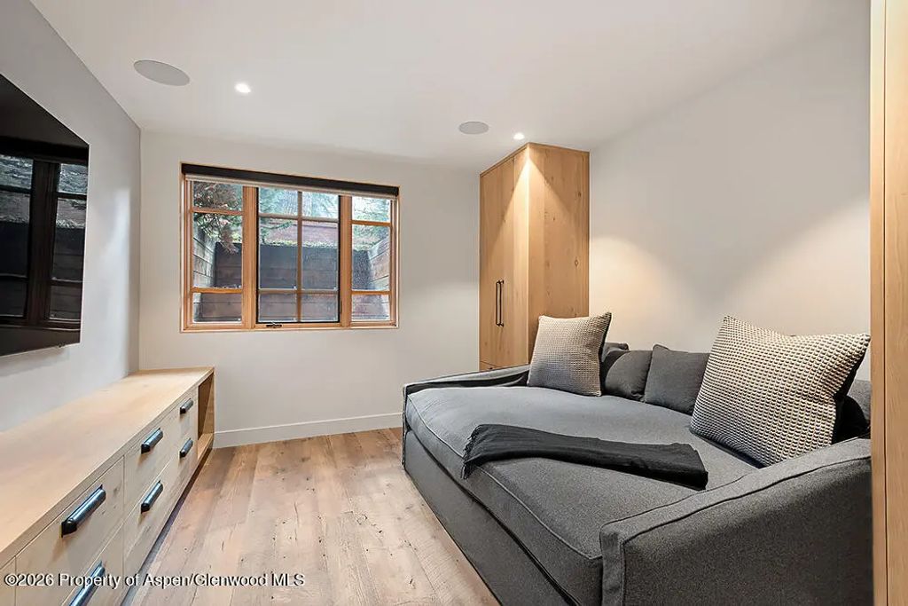 26 of 31 - 830 E Durant Avenue 8, Aspen, CO