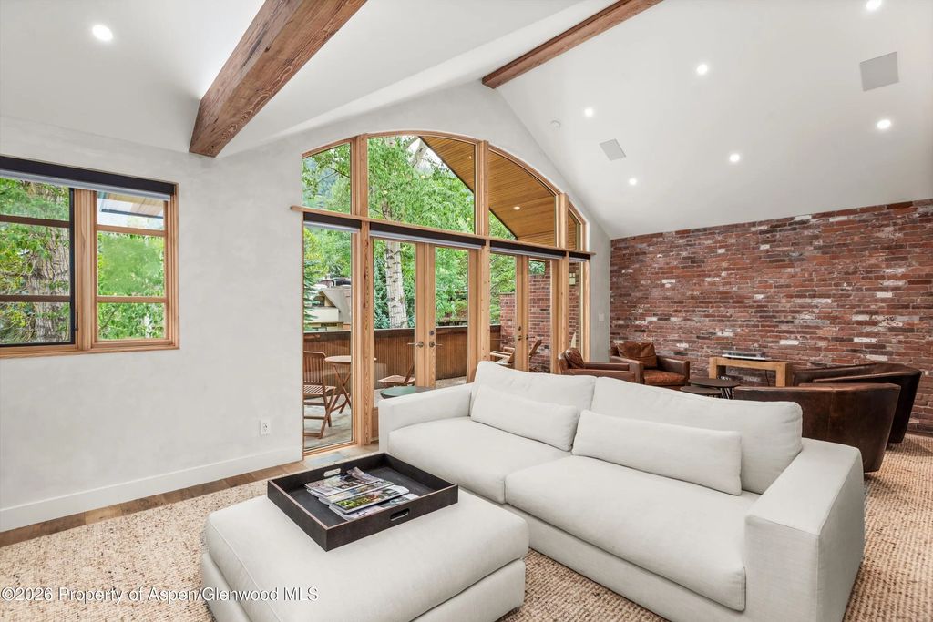 9 of 31 - 830 E Durant Avenue 8, Aspen, CO