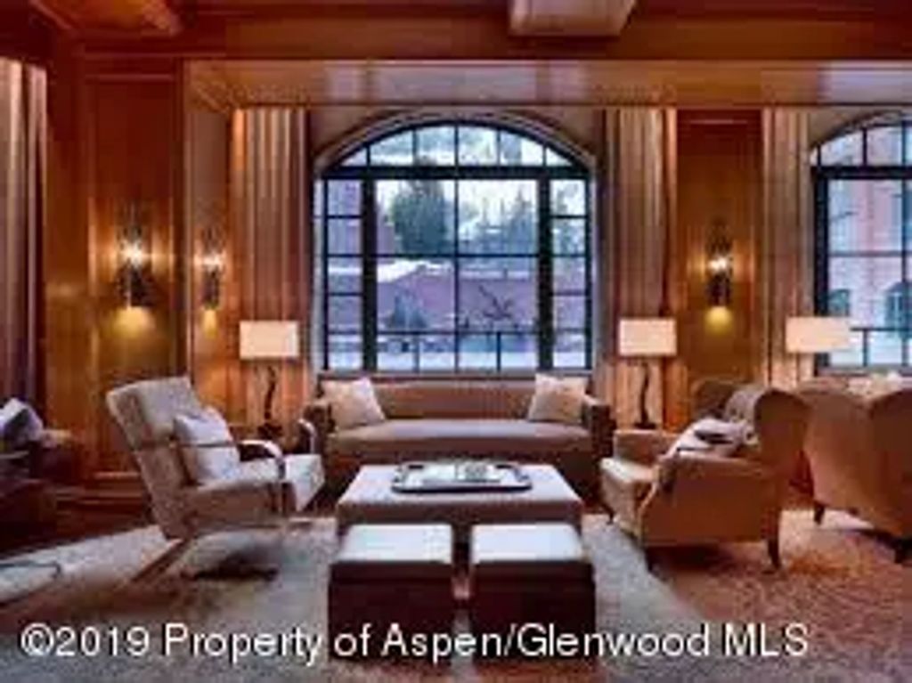 315 E Dean Street B60, Aspen