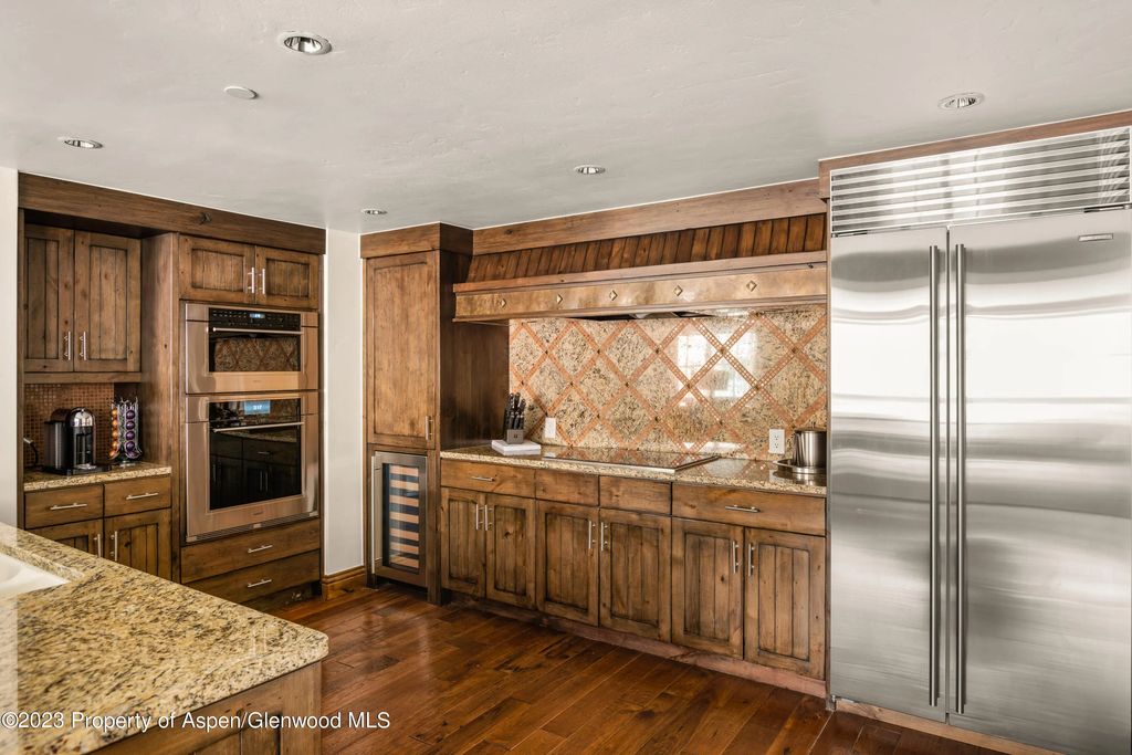 6 of 14 - 315 E Dean Street B60, Aspen, CO