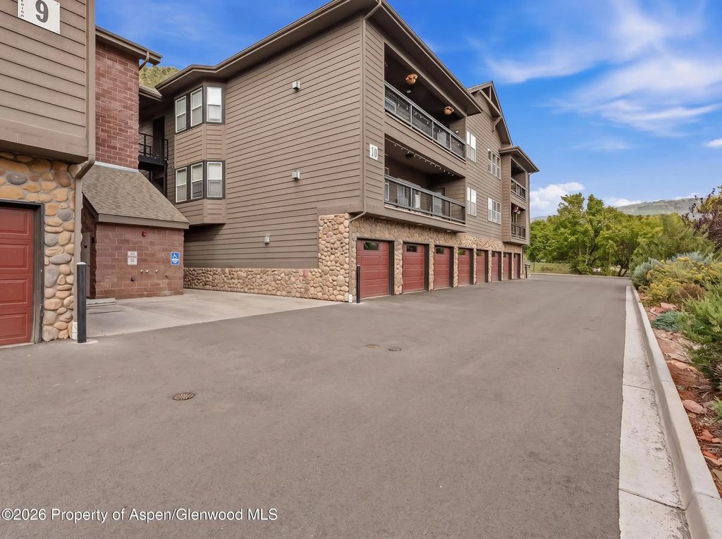 21 of 27 - 2701 Midland Avenue 1014, Glenwood Springs, CO