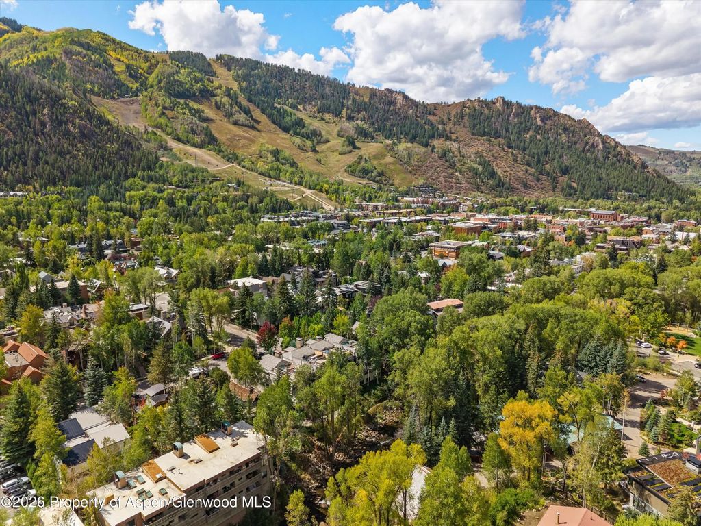 67 of 68 - 960 E Hopkins Avenue, Aspen, CO