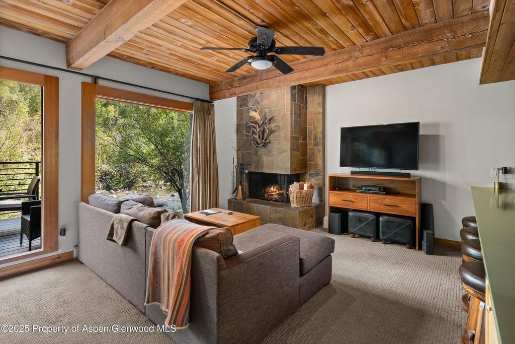 5 of 33 - 1039 E Cooper Avenue 21a, Aspen, CO