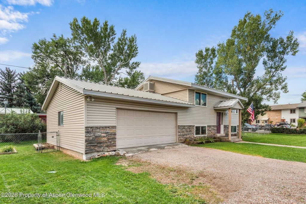11 of 12 - 188 Capitol Avenue, Carbondale, CO