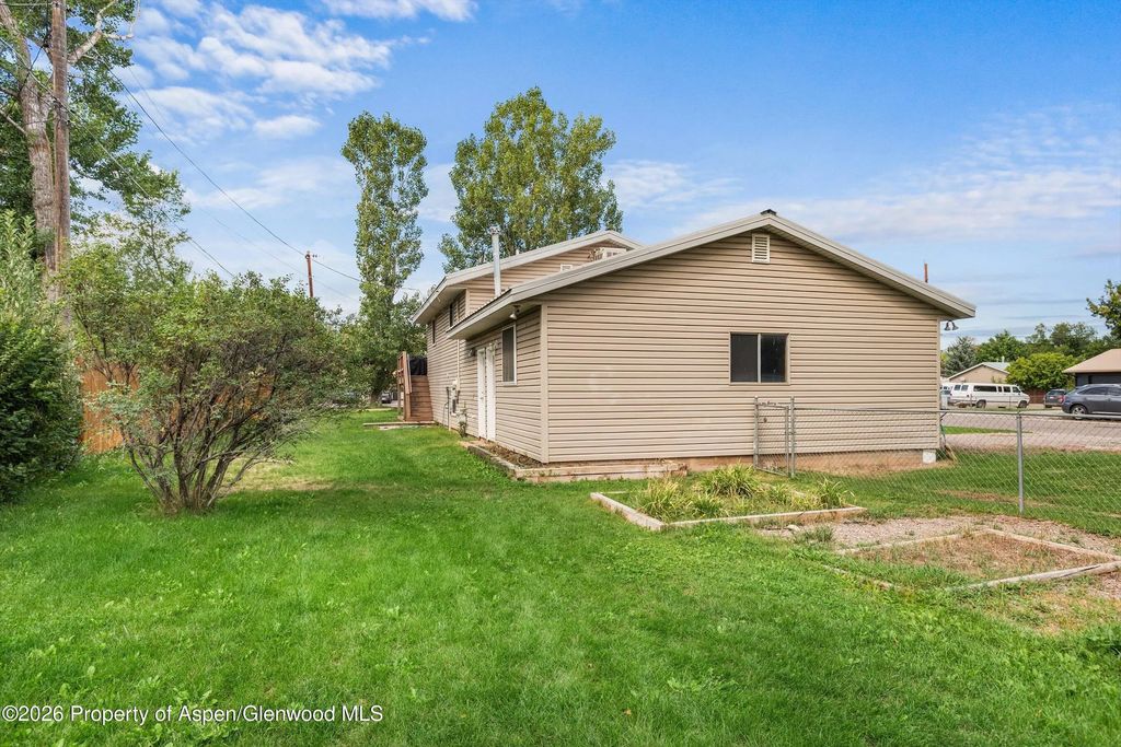 8 of 12 - 188 Capitol Avenue, Carbondale, CO