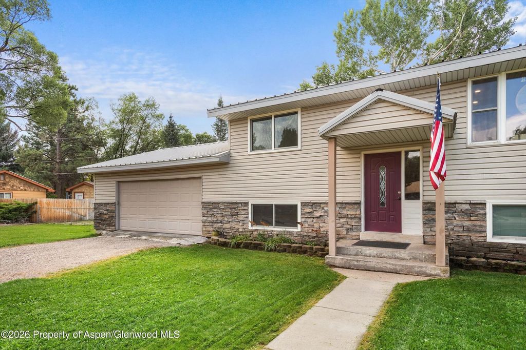 9 of 12 - 188 Capitol Avenue, Carbondale, CO