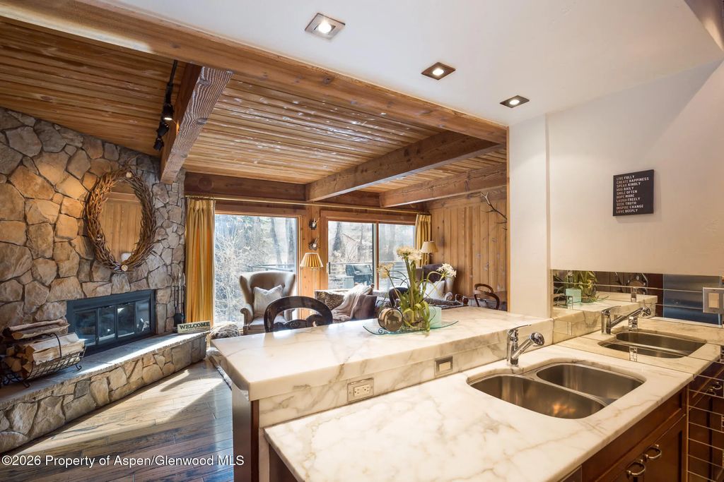 21 of 30 - 1039 E Cooper Avenue 13, Aspen, CO
