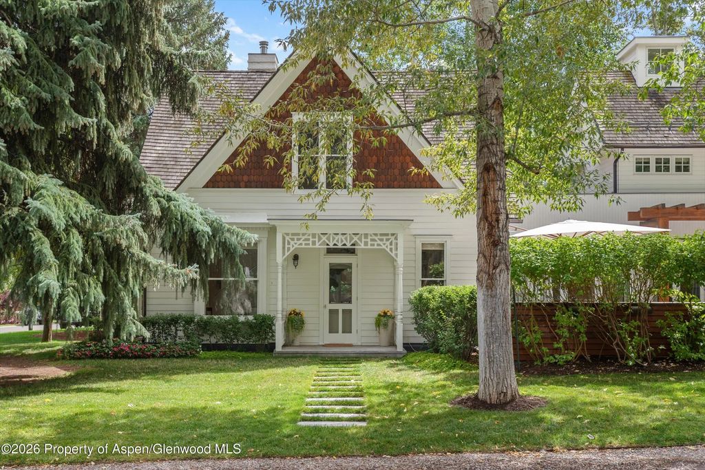 629 W Smuggler Street, Aspen