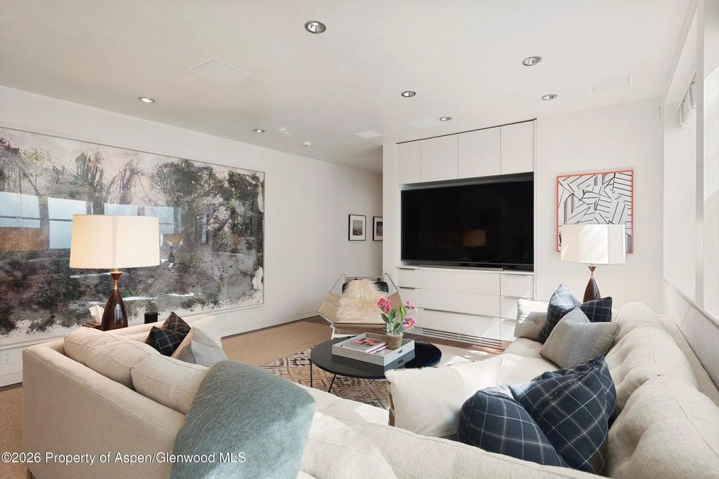 17 of 31 - 629 W Smuggler Street, Aspen, CO