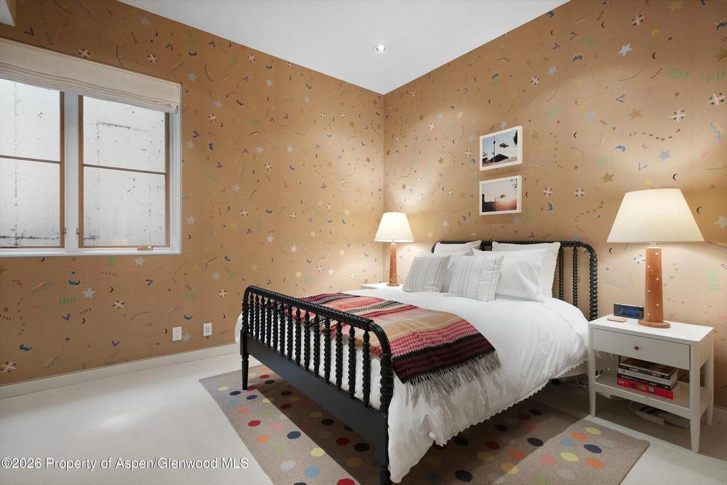 21 of 31 - 629 W Smuggler Street, Aspen, CO