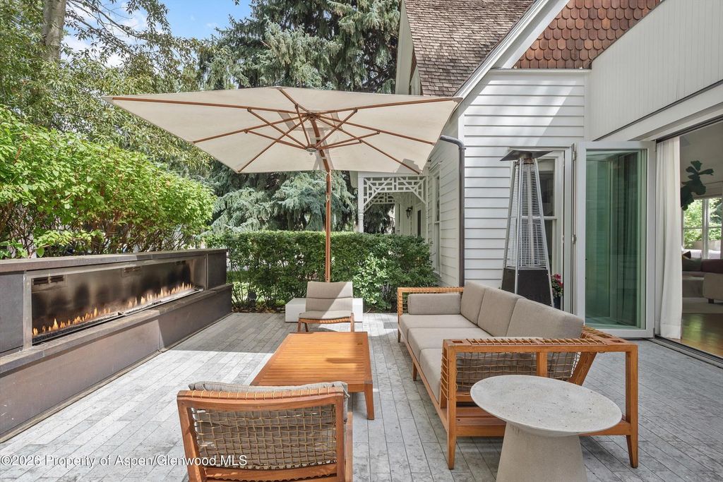 27 of 31 - 629 W Smuggler Street, Aspen, CO