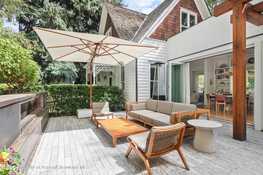 9 of 31 - 629 W Smuggler Street, Aspen, CO