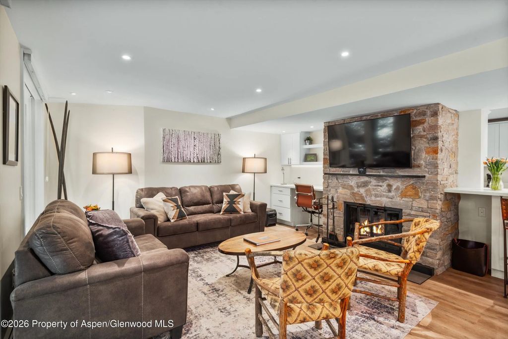 5 of 19 - 425 Wood Road 2, Snowmass Village, CO
