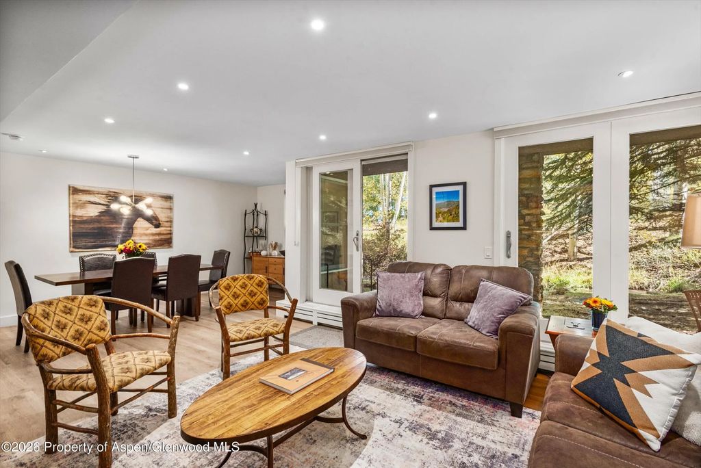 6 of 19 - 425 Wood Road 2, Snowmass Village, CO