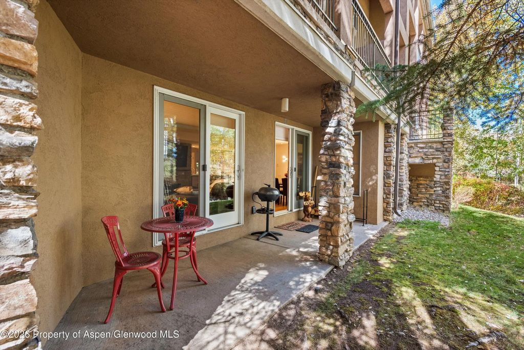 8 of 19 - 425 Wood Road 2, Snowmass Village, CO
