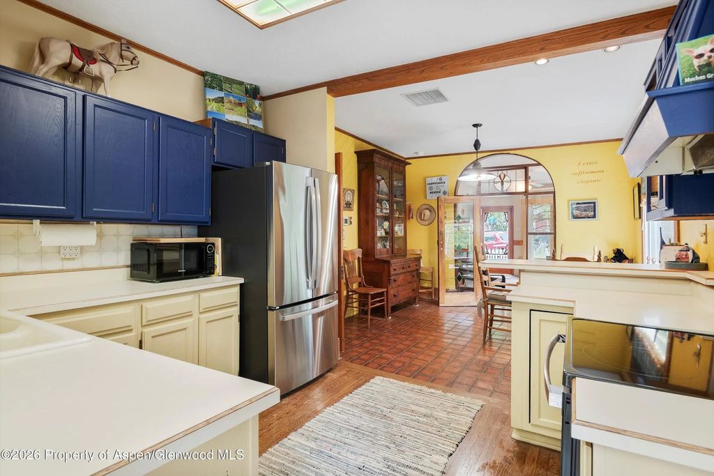 8 of 35 - 1017 Cooper Avenue, Glenwood Springs, CO