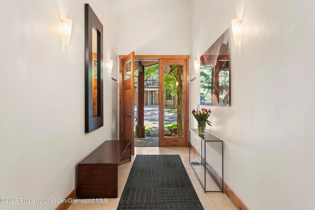 19 of 42 - 115 Park Avenue, Aspen, CO