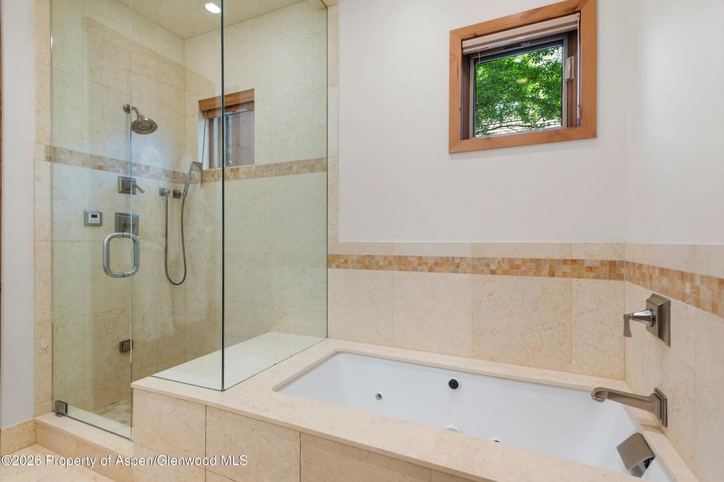22 of 42 - 115 Park Avenue, Aspen, CO
