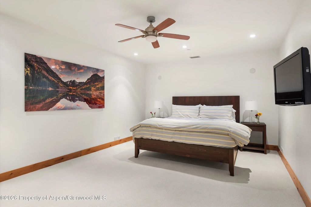 32 of 42 - 115 Park Avenue, Aspen, CO