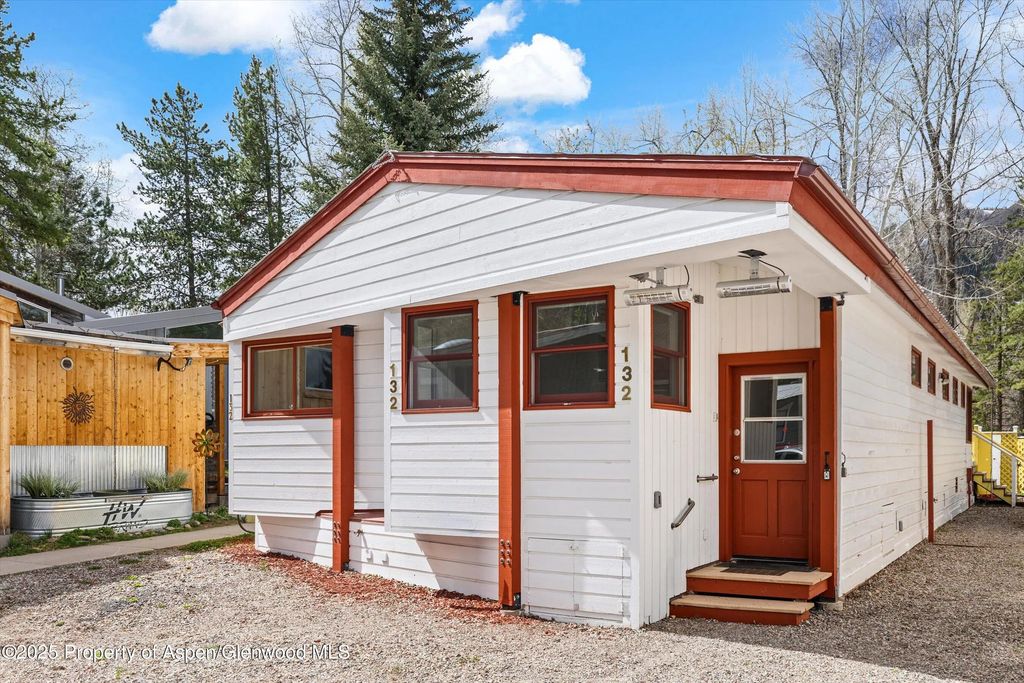 132 Maple Lane, Aspen