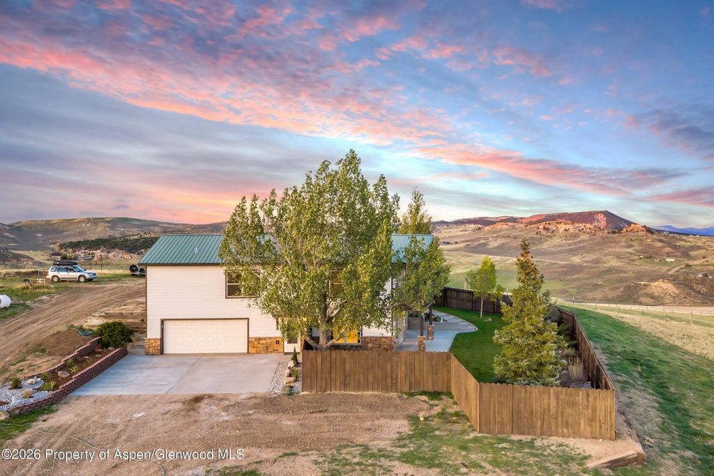 17 of 68 - 425 County Road 209, Craig, CO