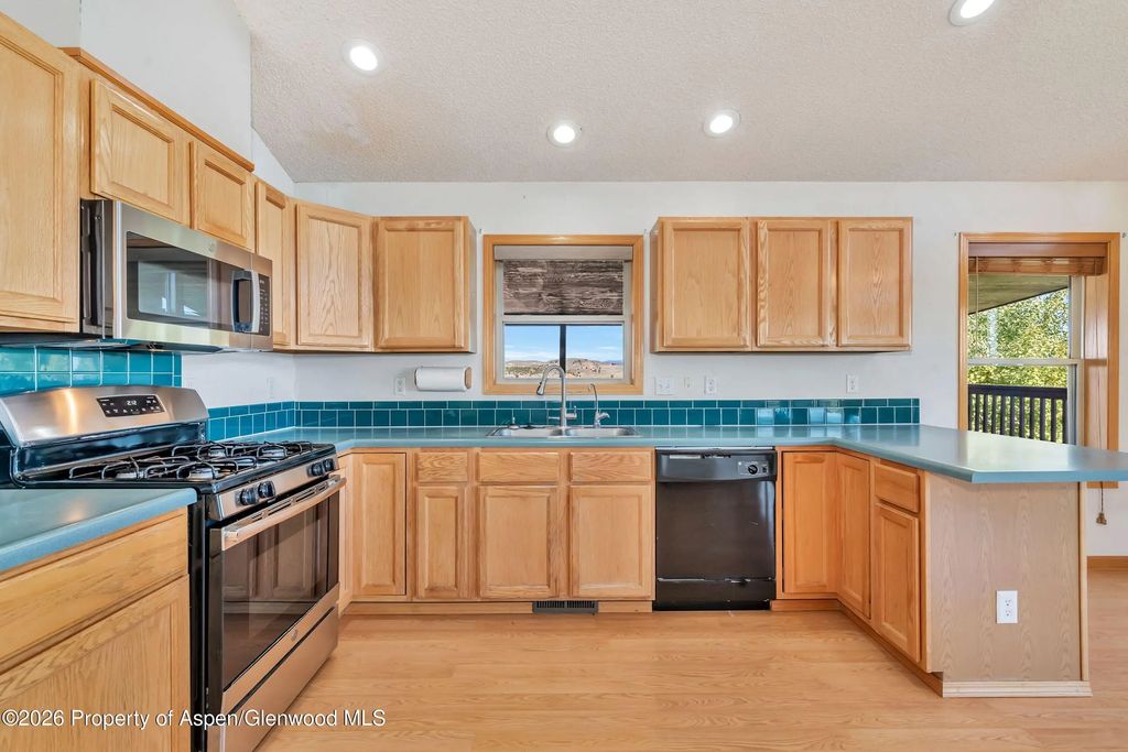 40 of 68 - 425 County Road 209, Craig, CO