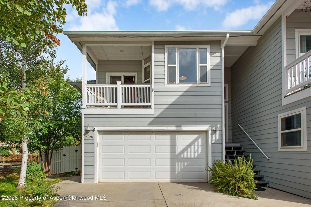 2728 Graceland Drive, Carbondale