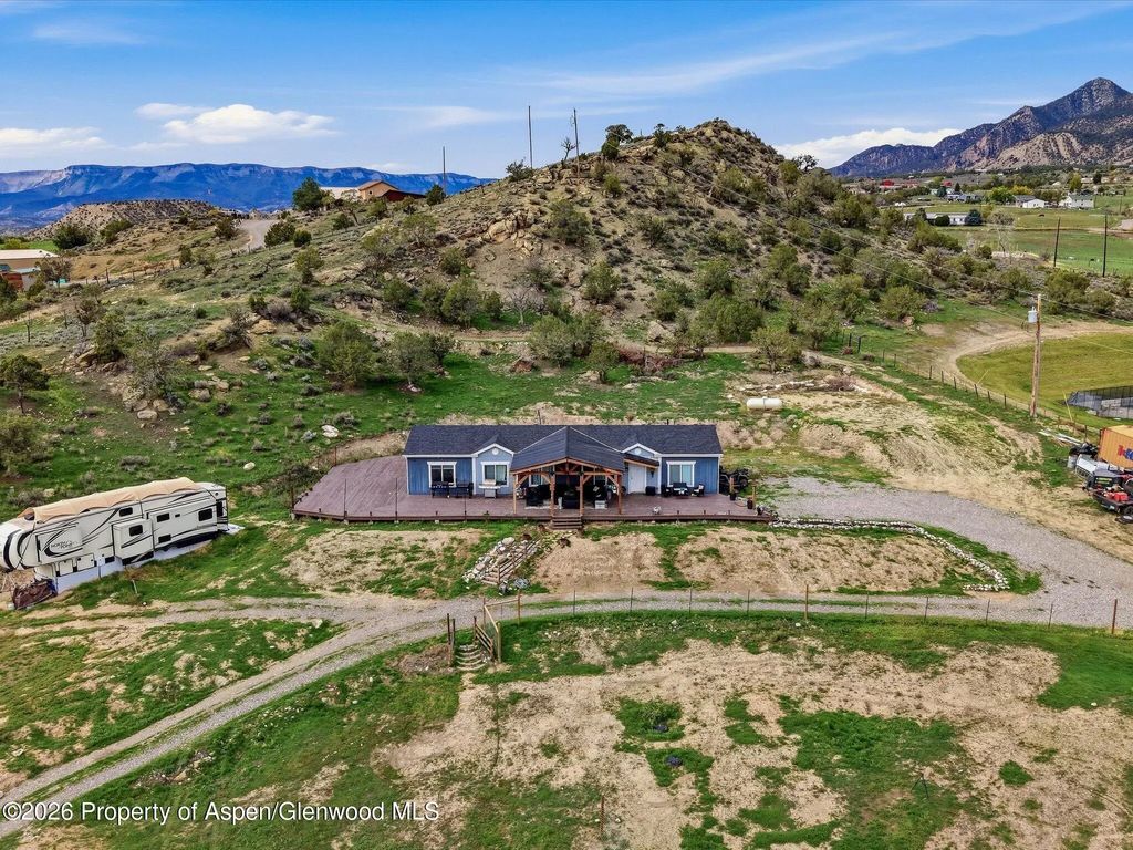 831 County Road 237, Silt