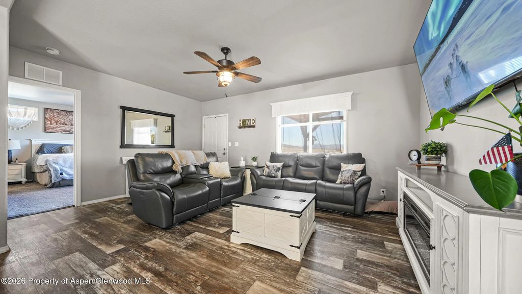 12 of 34 - 831 County Road 237, Silt, CO