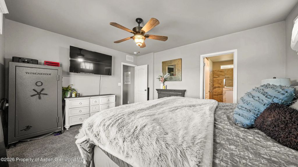 18 of 34 - 831 County Road 237, Silt, CO