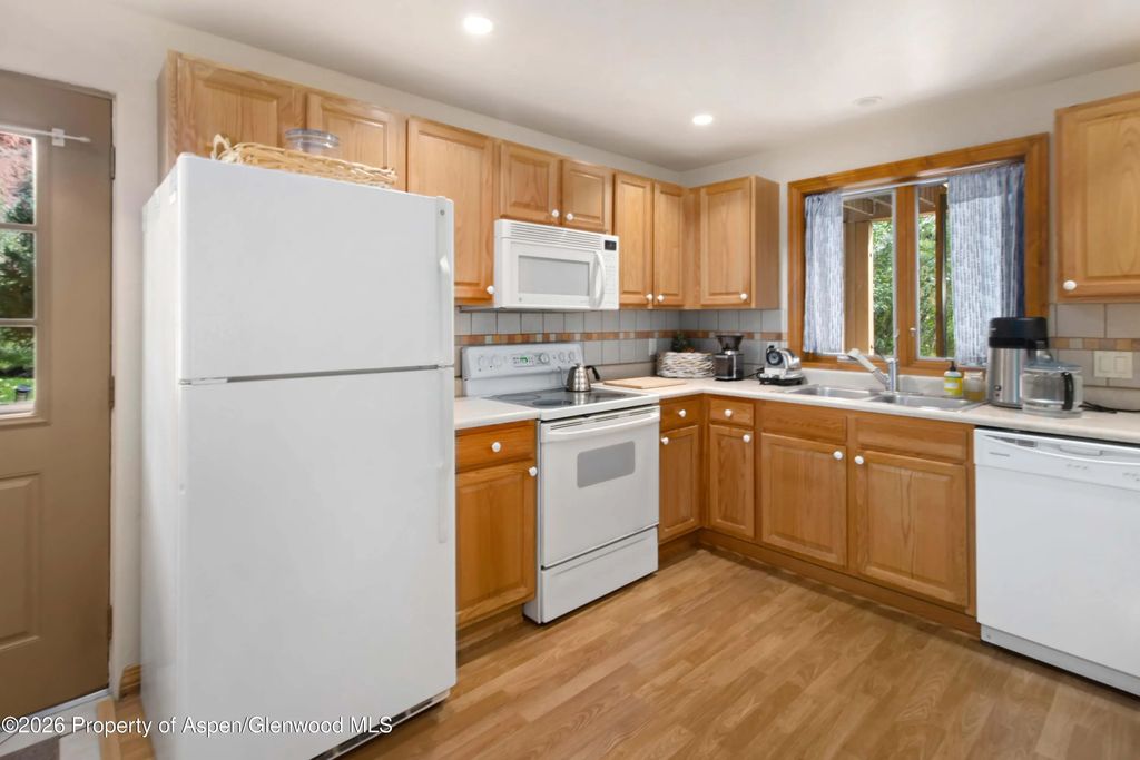28 of 51 - 4016 Sky Ranch Drive, Glenwood Springs, CO
