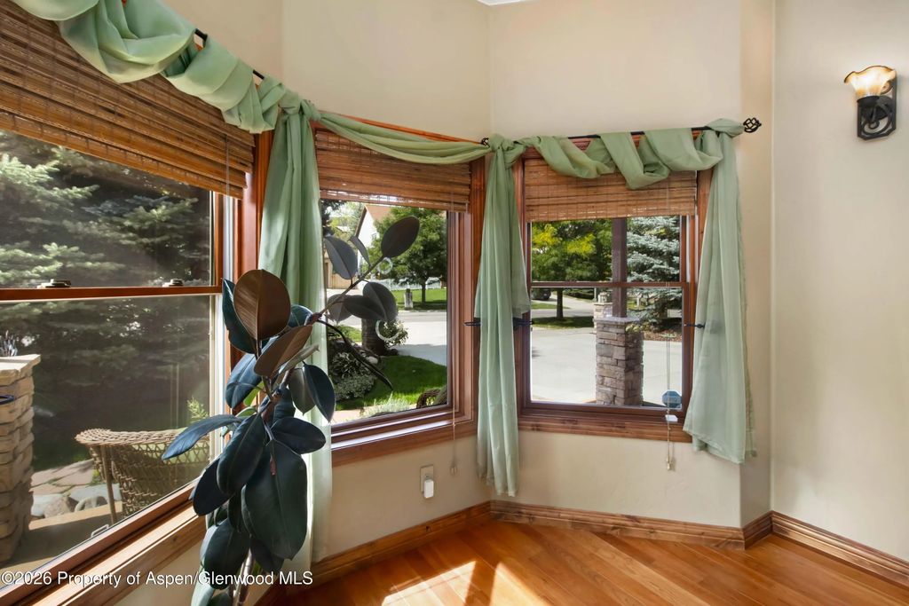 8 of 51 - 4016 Sky Ranch Drive, Glenwood Springs, CO