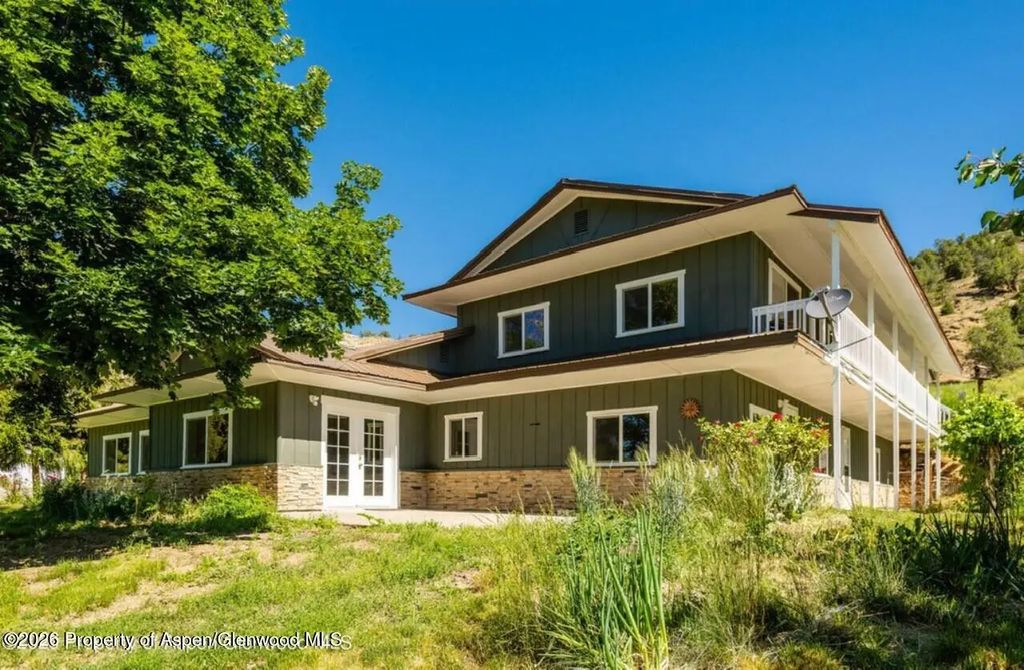 6123 Peach Valley Road, New Castle