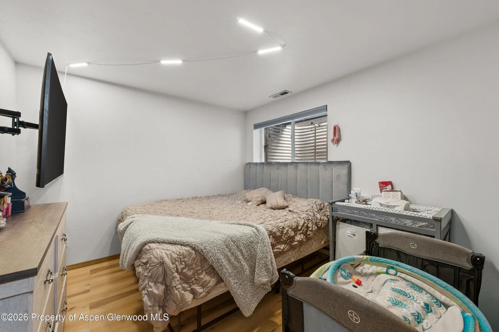 19 of 27 - 4266 Morgan Street, Glenwood Springs, CO