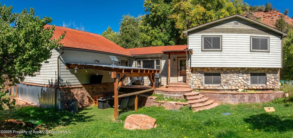 21 of 25 - 46151 Highway 6 & 24, Glenwood Springs, CO