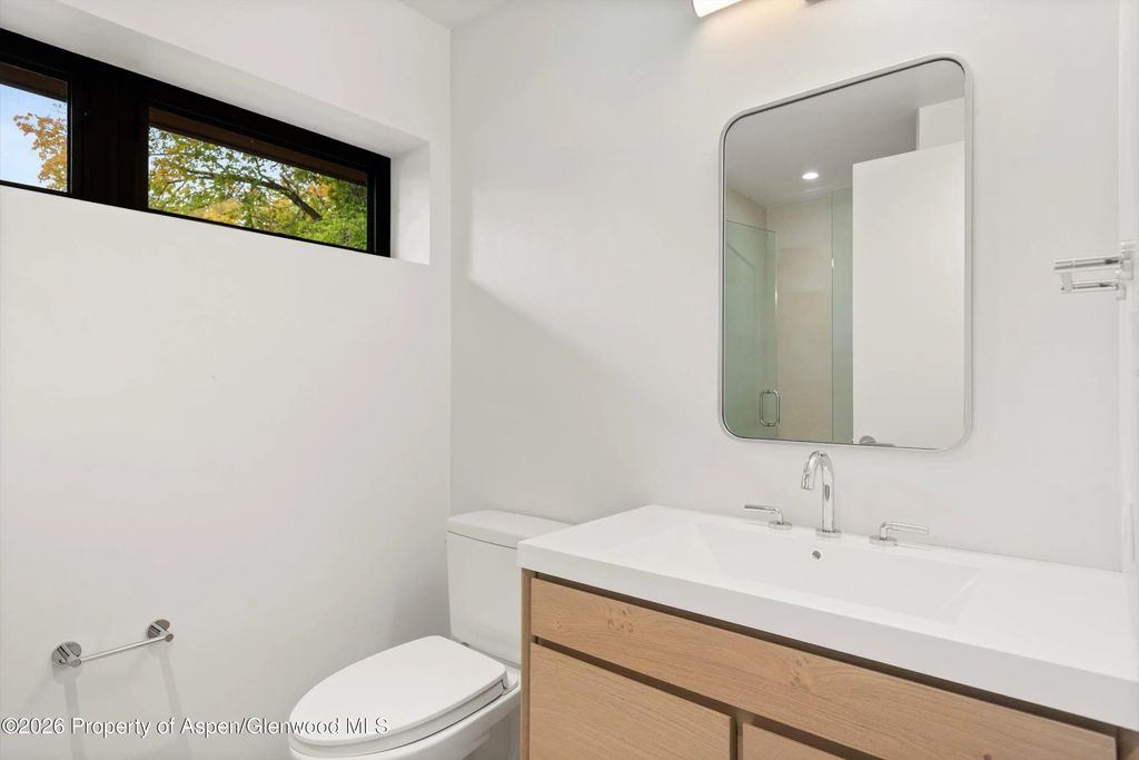 34 of 57 - 129 W Sopris Drive, Basalt, CO